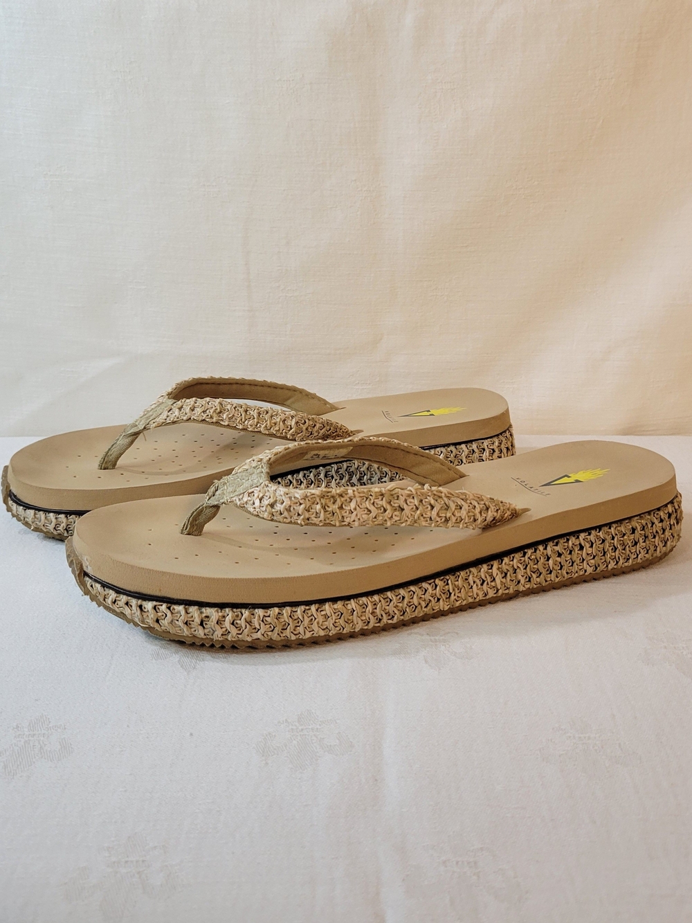 Volatile Women’s 9 "Palau" Braided Thong Sandals - Lightweight Summer Flip Flops
